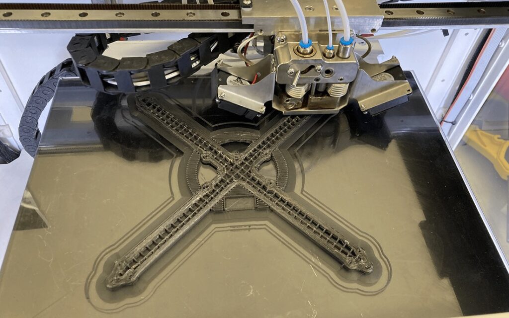 Drone printing with fiber paths