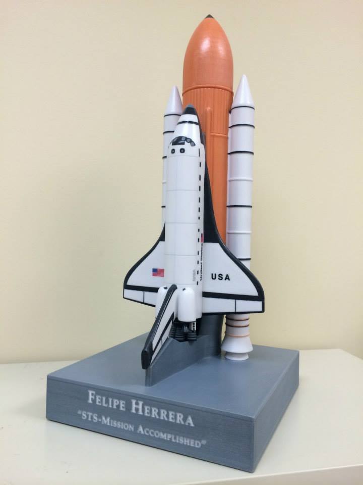 3D printed miniatures space shuttle