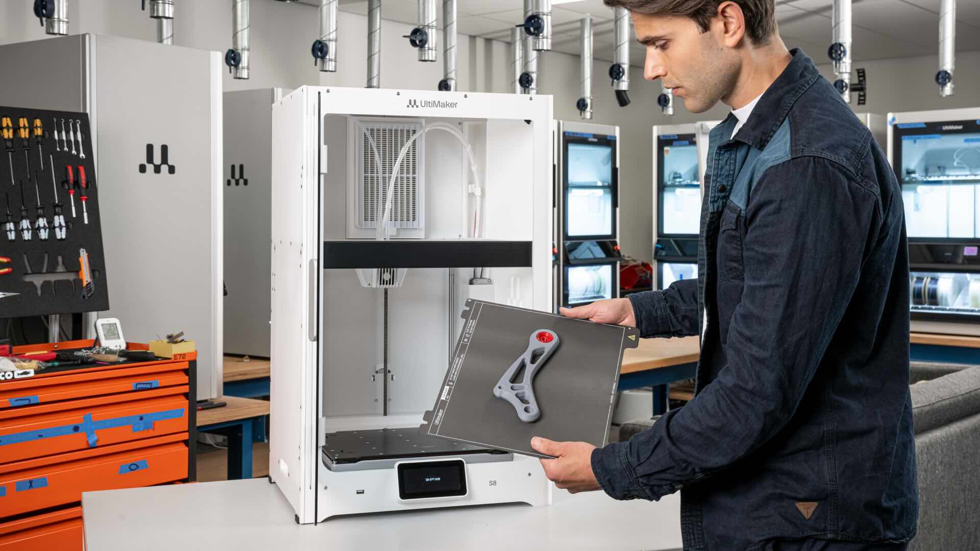 UltiMaker unveils the UltiMaker S8 3D printer