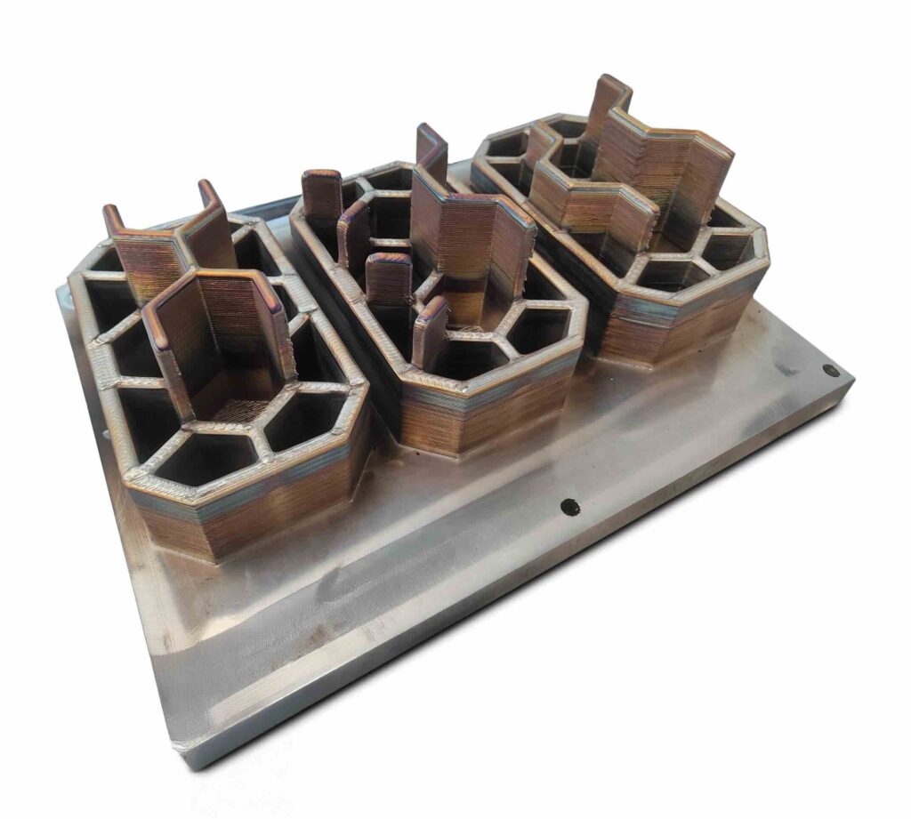 Metal 3D printed ice cleat